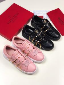 流行ファッション 大人の可愛さを引き立て ヴァレンティノ VALENTINO ランニングシューズ 2色可選