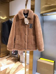 ハーフコート 今年注目すべき秋冬ファッション バーバリー ヒットする秋冬コレクション BURBERRY 2020トレンドアイテム激安