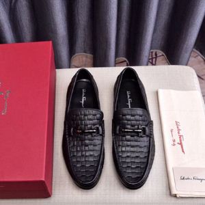 2020限定 男性に人気 サルヴァトーレフェラガモ カジュアルシューズ最新で完売確実 FERRAGAMO