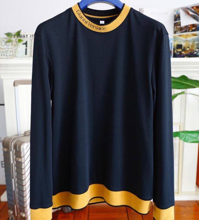 限定色VERSACE GV SIGNATURE SWEATERヴェルサーチ コピー ニットウェア サイズ感 大人カジュアル快適2020春夏トレンド新作