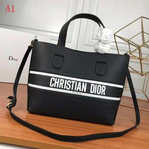 ファッションの最先端 ディオール DIOR ハンドバッグ 2020年秋冬シーズン 多色可選