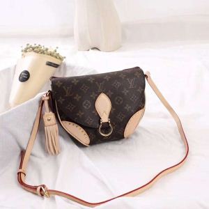 圧倒的人気新着 ショルダーバッグ 数量限定再入荷 ルイ ヴィトン LOUIS VUITTON