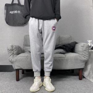 チノパン 大胆なチェックの人気トレンド カナダグース秋にはやる最新作を先取り Canada Goose 2020トレンドカラー秋冬セール