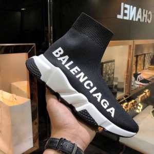 メンズ スニーカー BALENCIAGA Speed Trainer洗練された印象に バレンシアガ スピードトレーナー 2020春夏のトレンド新商品