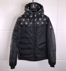 抜群の雰囲気が作れる カナダグース Canada Goose ダウンジャケット 2020秋冬