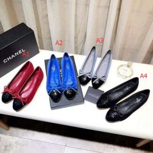 脚長美脚効果がある 2020AW CHANEL 4色可選 ローヒール 流行を超えた定番シューズシャネル