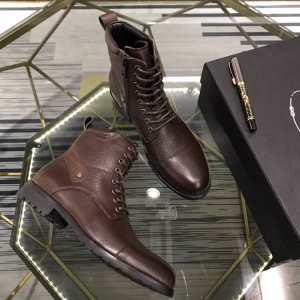 サイズのよさを感じる新作 ランニングシューズ プラダ 2020秋冬トレンド押さえておきたい PRADA 注目の秋ファッション一番