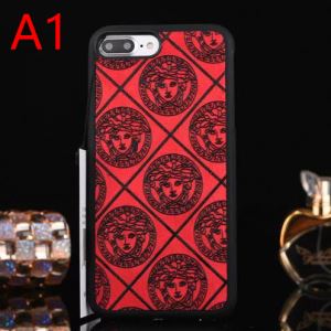 20202020秋冬のファッション 多色可選 ヴェルサーチ 最新トレンドコーデおすすめ VERSACE スマートフォンケース 使いやすさのトレンド