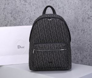 狙える優秀アイテム ディオール DIOR 20SS☆送料込 リュック 累積売上総額第１位