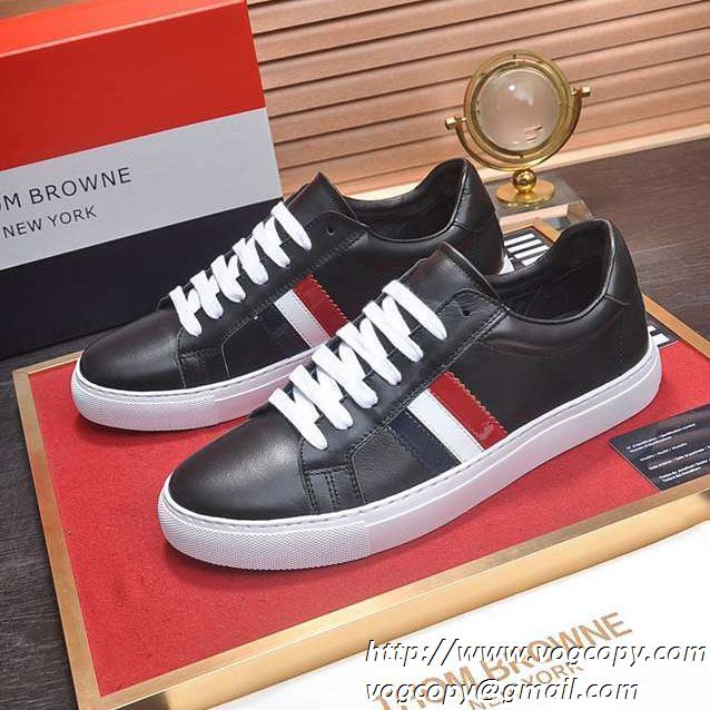 今季トレンドの限定アイテム 2020春夏も引き続き人気セール ランニングシューズ 2色可選 THOM BROWNE トムブラウン