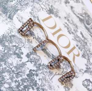 リング指輪 ぐっと鮮度がアップ ディオール 2020年春夏シーズンの人気 DIOR 夏らしい抜け感を演出し
