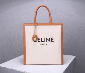レディースバッグ おしゃれ上級者に挑戦 セリーヌ 2020春夏人気トレンドアイテム CELINE オシャレ印象で人気の高い
