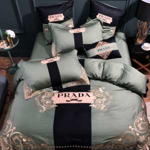 プラダ速報2020年秋ファッショントレンド PRADA 寝具4点セット毎日はちょっとイイ秋冬新品