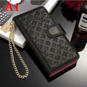 超人気美品 ルイ ヴィトンiphone XR ケース カバー LOUIS VUITTON 華やかさ満点 2色可選