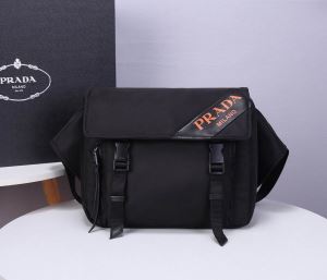 2020モデル ショルダーバッグ シンプルなファッション プラダ PRADA