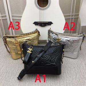 カジュアルを一歩大人に シャネル CHANEL 2020夏ファション新品 レディースバッグ 多色選択可 上品な涼やかさある印象に