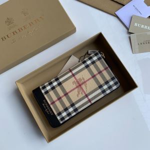 シーズンの人気 夏に良く似合うちょっと新品 バーバリー BURBERRY 財布ウォレッ