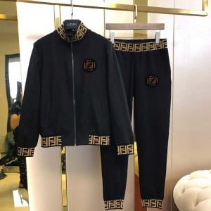 シーズンの人気 上下セット フェンディ着回し力も抜群ですFENDI 4色可選