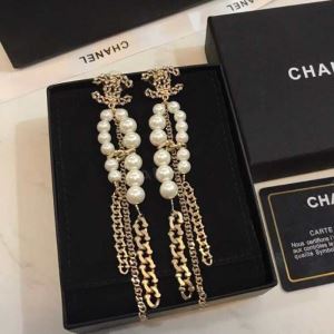 シャネルおしゃれに大人の必見20SS☆送料込 CHANEL ピアス おしゃれな人が持っている