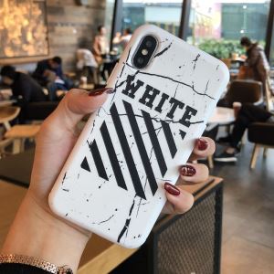 OffWhite オフホワイト 2色可選 ケータイケース 人気ブランドの新作秋冬トレンド 2020秋に注目したい