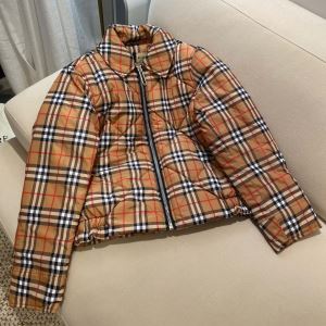 秋ファションのトレンド バーバリー BURBERRY 2020秋に注目したい ダウンジャケット おしゃれさんはいち早く取り