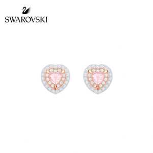 人気は今季も健在 20新作ですスワロフスキー人気の高いブランド SWAROVSKI ピアス