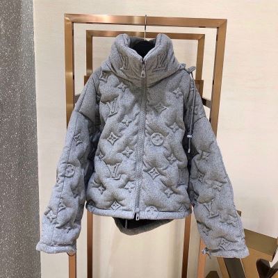 LOUIS VUITTON ルイヴィトン 綿服/ダウンジャケット 大人のおしゃれに