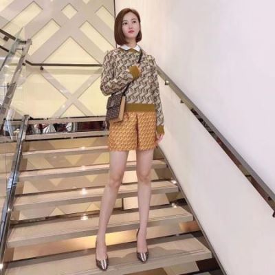 バーバリー BURBERRY ★安心★追跡付 肩掛けバッグ / ワンショルダーバッグ 今年も人気