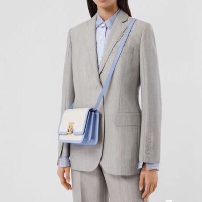 バーバリー BURBERRY ★安心★追跡付 肩掛けバッグ / ワンショルダーバッグ 今年も人気 激レア 入手困難