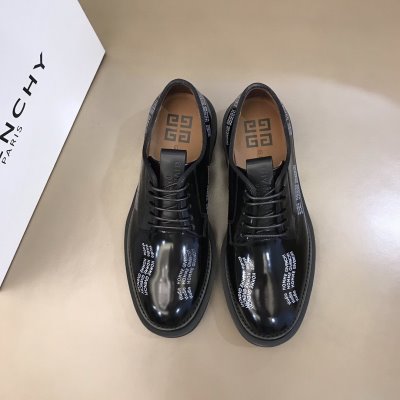 カジュアルシューズ/スニーカー ジバンシィ GIVENCHY 今年も人気 完売必須☆お早めに