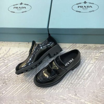 PRADA プラダ スニーカー 人気話題 ABAG