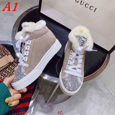 MIU MIU ミュウミュウ スニーカー 人気話題 AW