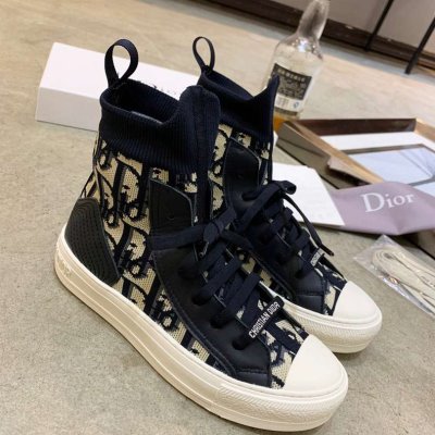 DIOR ディオール スニーカー 人気新商品 AU