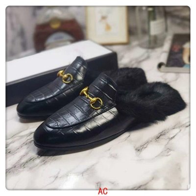 GUCCI グッチ サンダル/ミュール 完売必須☆お早めに AU