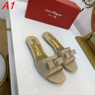 FERRAGAMO サルヴァトーレ フェラガモ サンダル/ミュール 今年も人気 AP