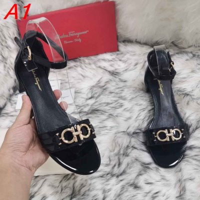 FERRAGAMO サルヴァトーレ フェラガモ サンダル/ミュール セール価格 AU
