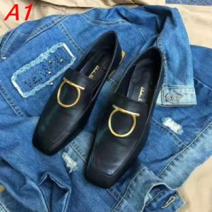 FERRAGAMO サルヴァトーレ フェラガモ ローヒール 販売店舗限定モデル AU