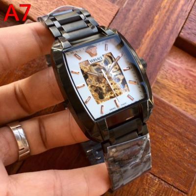 ヴェルサーチェ VERSACE 時計 ウォッチ 格安! 42*13mm