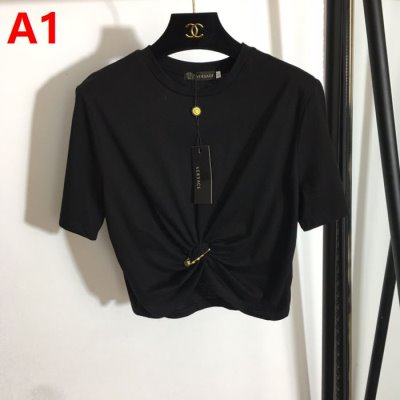 VERSACE ヴェルサーチ 半袖Tシャツ 売れ筋!