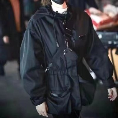 PRADA プラダ トレンチコート 個性派
