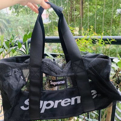 SUPREME シュプリーム 旅行用バッグ