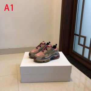 流行ファッション 大人の可愛さを引き立て バレンシアガ BALENCIAGA カジュアルシューズ 3色可選