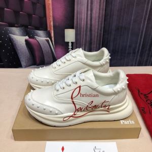 2色可選 クリスチャンルブタン手頃価格でカブり知らず Christian Louboutin 素敵なアイテム ランニングシューズ