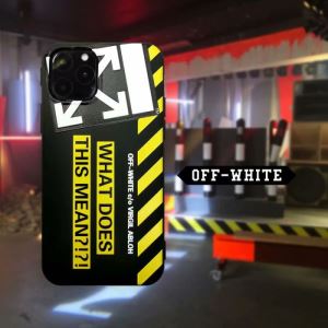 2色可選 ケータイケース OffWhite オフホワイト 人気ファッション雑誌でも掲載 2020秋に注目したい