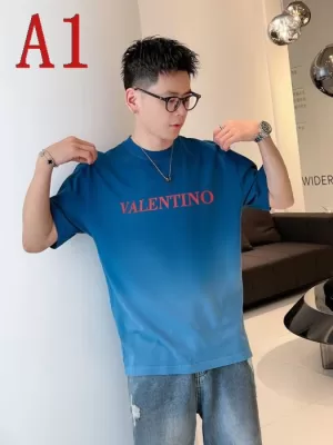 2025新作VALENTINO ヴァレンティノエッジィデザインTシャツ