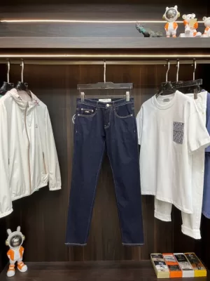 2025春先ARMANI アルマーニジーンズ/デニムエネルギッシュ