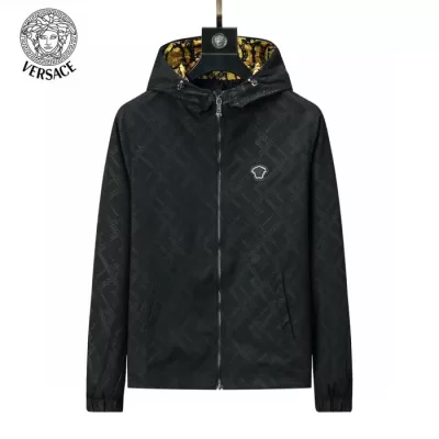 2025春先VERSACE ヴェルサーチパーカーインスタ映え