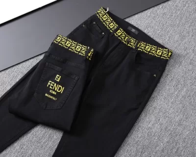 2025春先FENDI フェンデイジーンズ/デニムエスケープ
