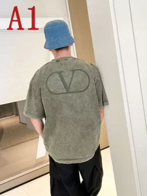 2025新作VALENTINO ヴァレンティノコンテンポラリーテイストTシャツ