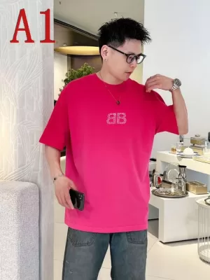 2025新作BALENCIAGAバレンシアガラウンドネックTシャツ